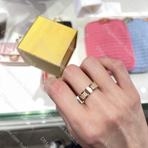 Luxury Classic Diamond Band Ring for Women, High-Quality Gold & Silver Jewelry, Engagement Gift