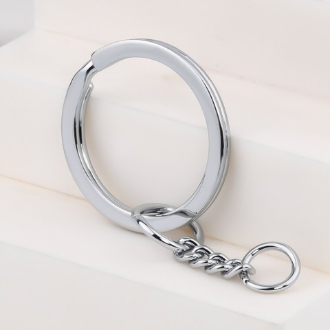 Kiy Designer Keychains Unisex High-Quality Stainless Steel Leather Keychain Accessories
