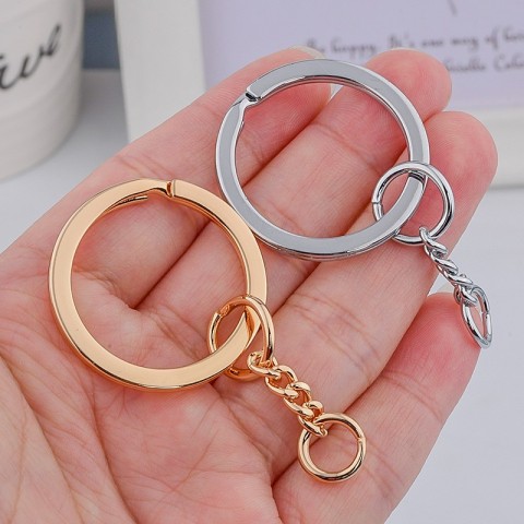 Kiy Designer Keychains Unisex High-Quality Stainless Steel Leather Keychain Accessories