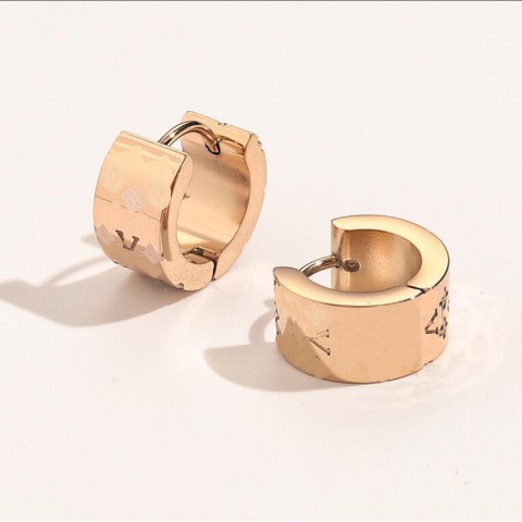 Luxury Letter Steels Seal Stud Earrings for Women in 18k Gold Plated Silver