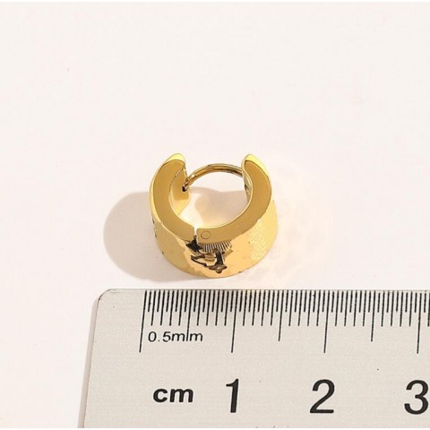 Luxury Letter Steels Seal Stud Earrings for Women in 18k Gold Plated Silver