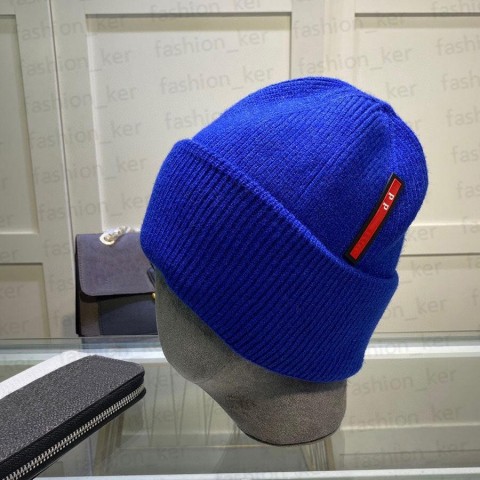Classic Unisex Knitted Beanie Skull Caps in 5 Colors