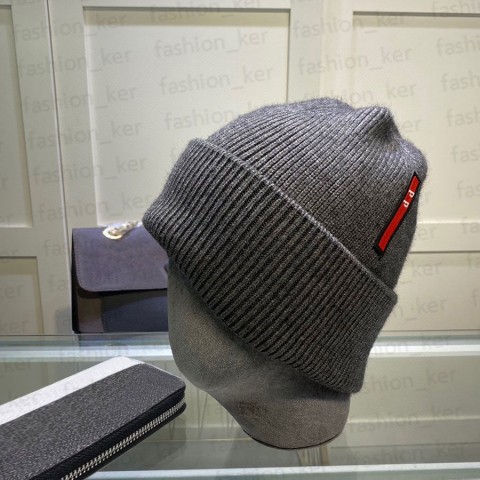 Classic Unisex Knitted Beanie Skull Caps in 5 Colors
