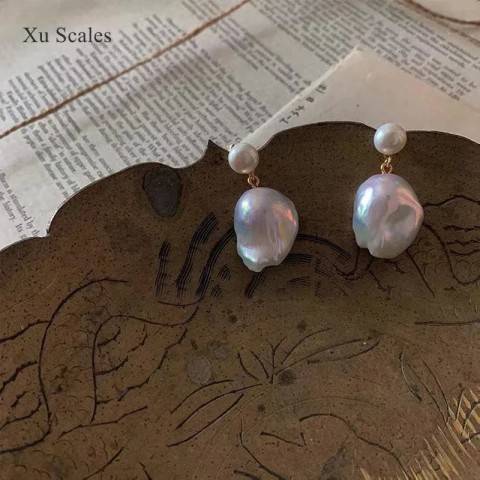 Baroque Style Freshwater Pearl Dangle Earrings for Women, High-Quality Gift, 15-25mm