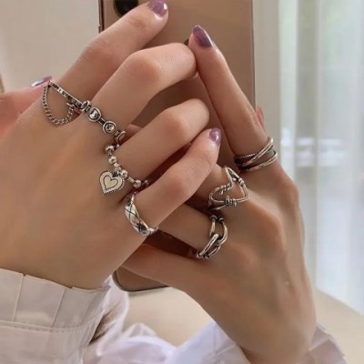 Elegant Adjustable Hollow Heart Ring Set 3/5/7PCS for Women, Perfect Wedding Party Gift