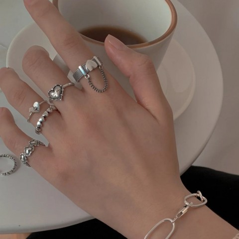 Elegant Adjustable Hollow Heart Ring Set 3/5/7PCS for Women, Perfect Wedding Party Gift
