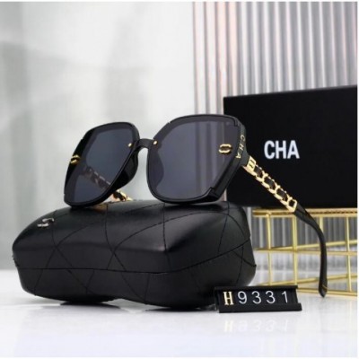 Luxury UV400 Designer Sunglasses with Diamond Detail for Unisex