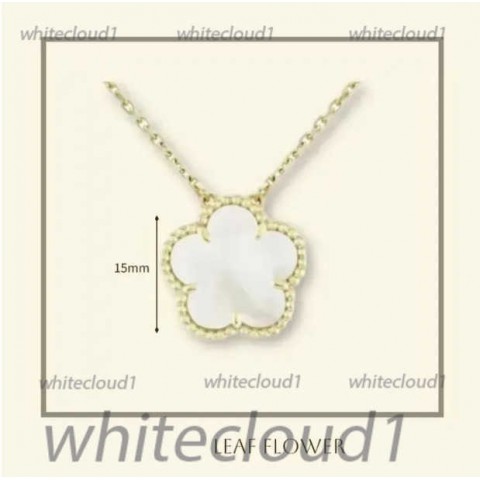 Luxury Four Leaf Clover Pendant Necklace, High-Quality 18K Gold Plated, Unisex Crystal Rhinestone Necklace