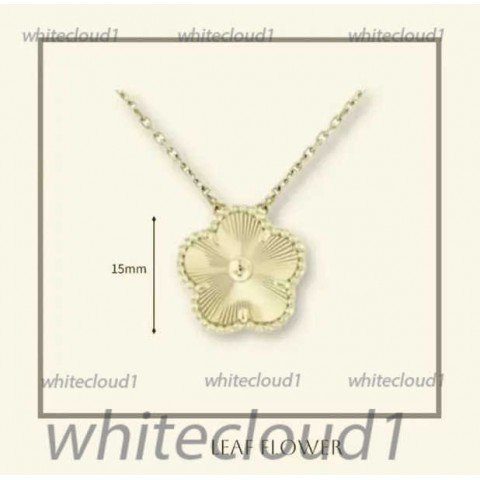 Luxury Four Leaf Clover Pendant Necklace, High-Quality 18K Gold Plated, Unisex Crystal Rhinestone Necklace