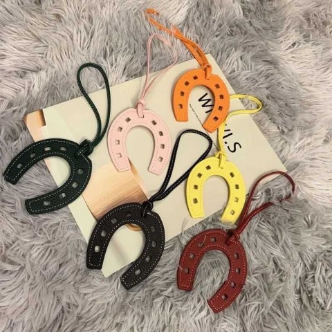 H250112 Boys Classic Leather LED Keychains with Animal Design Amber