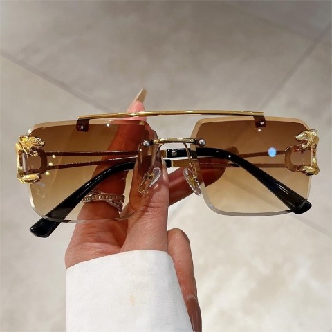Vintage Oversized Square Sunglasses for Women with Gradient Yellow Alloy Frame