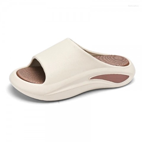 Comfortable Thick-Bottom Men's Summer Slippers - Durable Non-Slip Outdoor Sandals