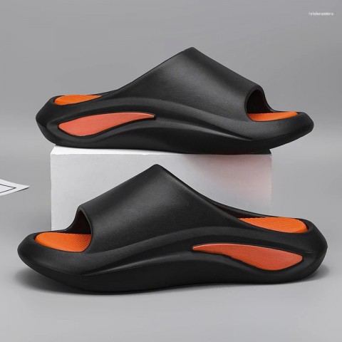 Comfortable Thick-Bottom Men's Summer Slippers - Durable Non-Slip Outdoor Sandals