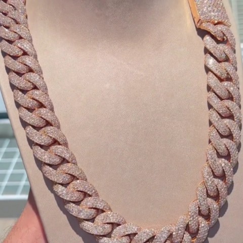 Fine Hip Hop Pendant Necklace with 10k Gold & VVS1 Moissanite Chain