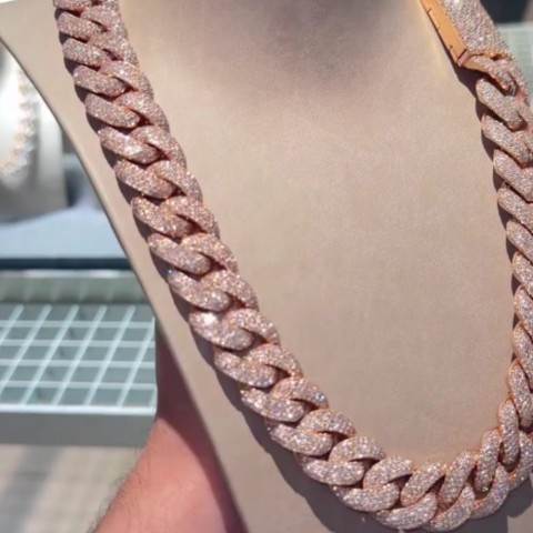 Fine Hip Hop Pendant Necklace with 10k Gold & VVS1 Moissanite Chain