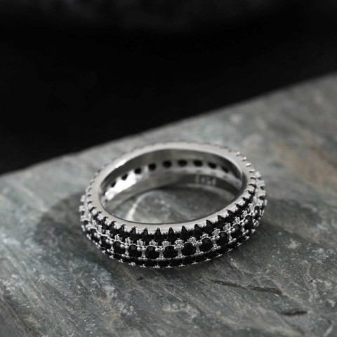 Jinzhi Platinum Black Diamond Band Rings for Women