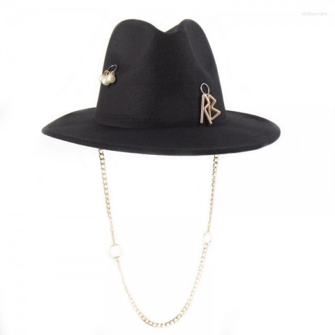 Berets Fashionable Unisex Chain Decorated Fedora Hat for Autumn Winter