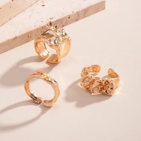 Elegant Wrinkled Metal Cluster Ring Set for Women 2025 Trendy Vintage Cocktail Jewelry Gift