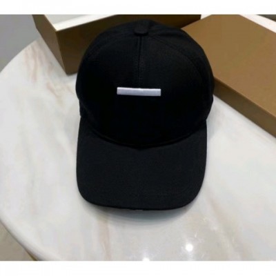Plain Cotton Adjustable Baseball Cap with Embroidered Pattern for Unisex Outdoor Use