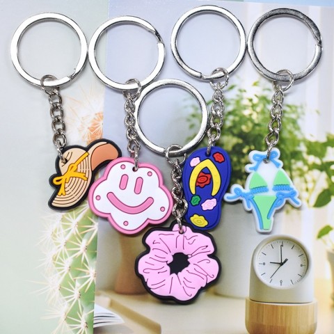 Keychain Gift for Adults - Summer Picnic Style PVC Key Ring