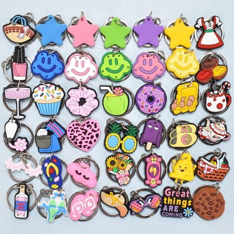 Keychain Gift for Adults - Summer Picnic Style PVC Key Ring